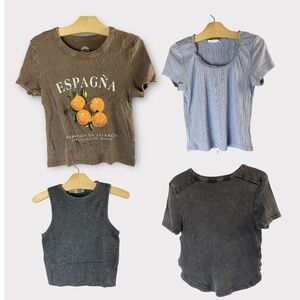 T-Shirts set of 4 in Size Small and X-Small